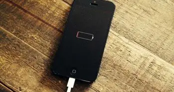 ۷ اشتباه خطرناک در شارژ باتری آیفون