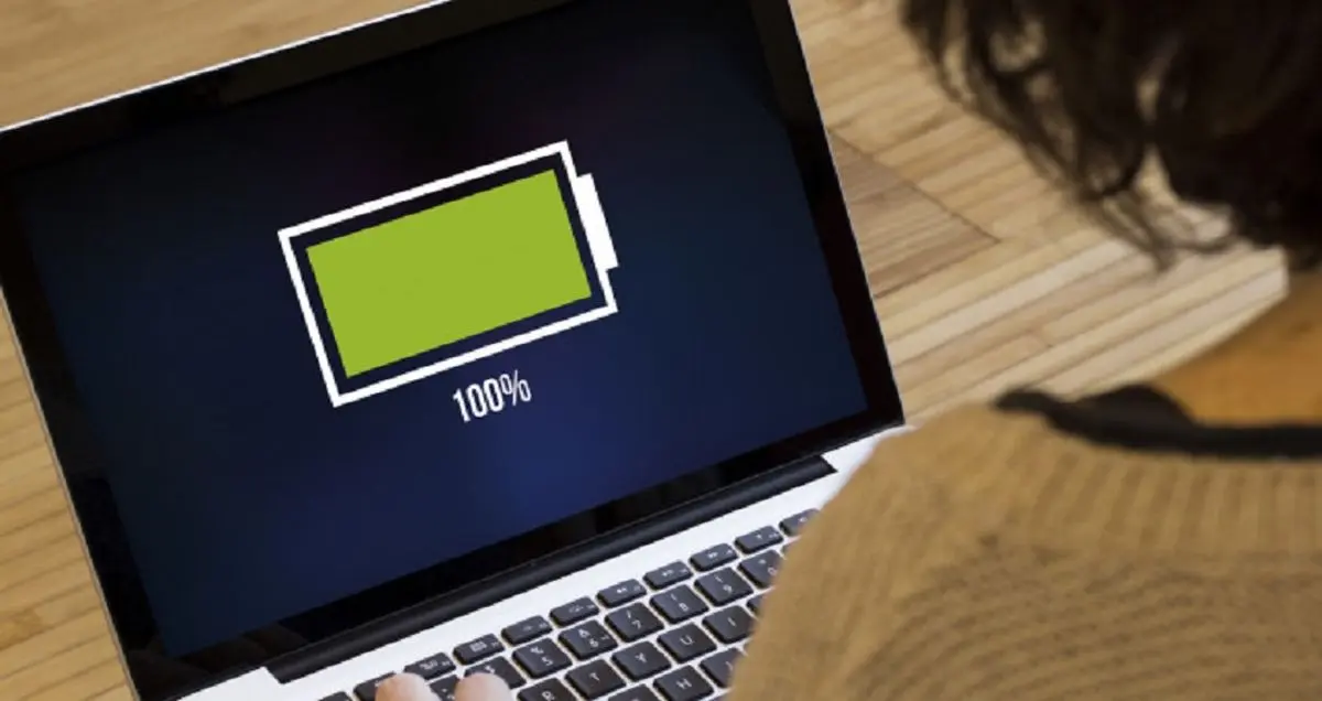 مدت زمان باقی مانده تا شارژ کامل باتری لپ تاپ
