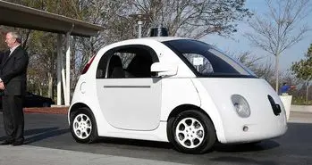 گوگل به ماشین بدون راننده خود بوق زدن می‌آموزد