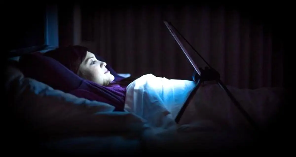 تغییر سوخت و ساز بدن با نور صفحه نمایش موبایل و لپتاپ
