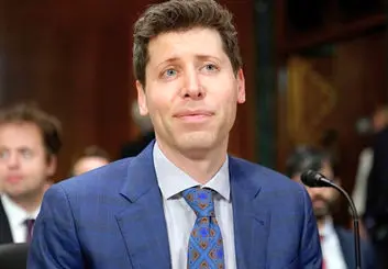 سم آلتمن به دفتر OpenAI رفت؛ مذاکره برای بازگشت او ادامه دارد