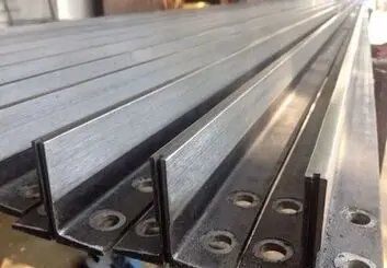 همه چیز درباره ریل آسانسور: عملکرد، انواع و نکات مهم