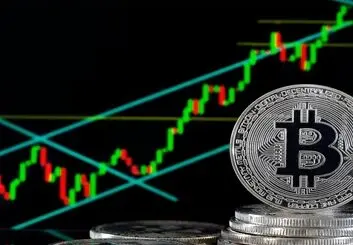 نوسانات سخت بیت کوین در اولین روز هفته