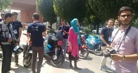 دانشجویان هلندی موتورسیکلت الکتریکی خود را به تهران آوردند