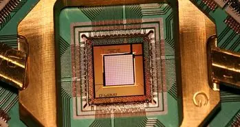محققان اولین پردازنده هزار هسته‌ای را تولید می‌کنند