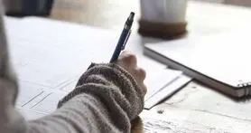 مقالات تقلبی را شناسایی کنید! جایزه بگیرید