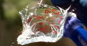 لحظه شگفت‌انگیز انفجار پیرکس