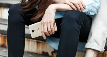 قدرتمندتر شدن گوشی از طریق تکنولوژی شارژ سریع باتری