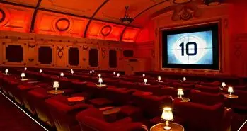 دستکشی که نحوه فیلم دیدن در سینما را متحول می کند