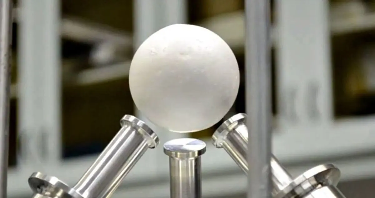 تماشا کنید؛ بلند کردن توپ گلف توسط امواج صوتی