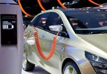 فروش اولین خودروهای برقی آغاز شد