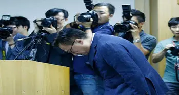 هوآوی از آب گل‌آلود ماهی گرفت