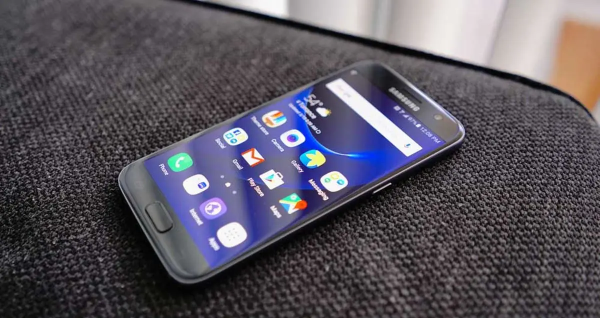 مقایسه همه جانبه آیفون ۷ با سامسونگ گلکسی S7