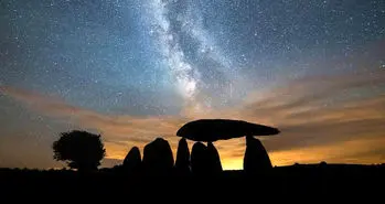 کشف کهکشانی پنهان و مملو از ماده تاریک