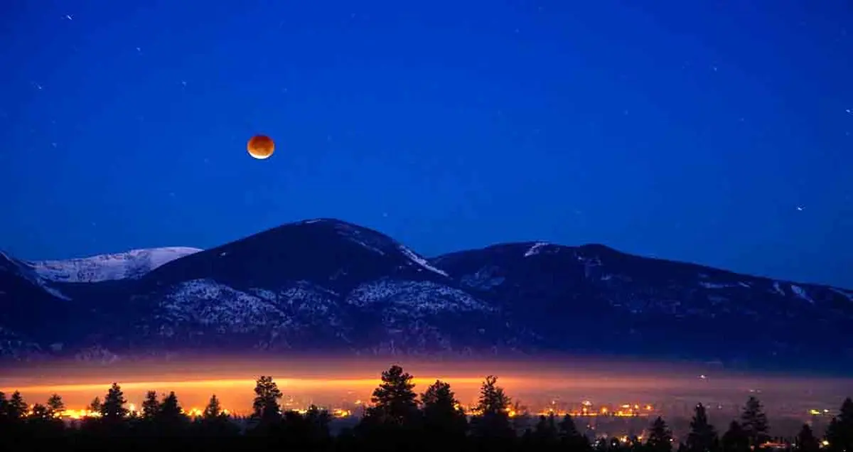 روز جمعه شاهد آخرین ماه گرفتگی سال ۲۰۱۶ باشید