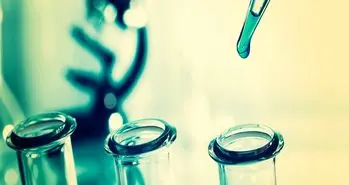 کارشناسان جهانی از خطر حرکت علم به سمت غیر قابل اعتماد شدن می گویند