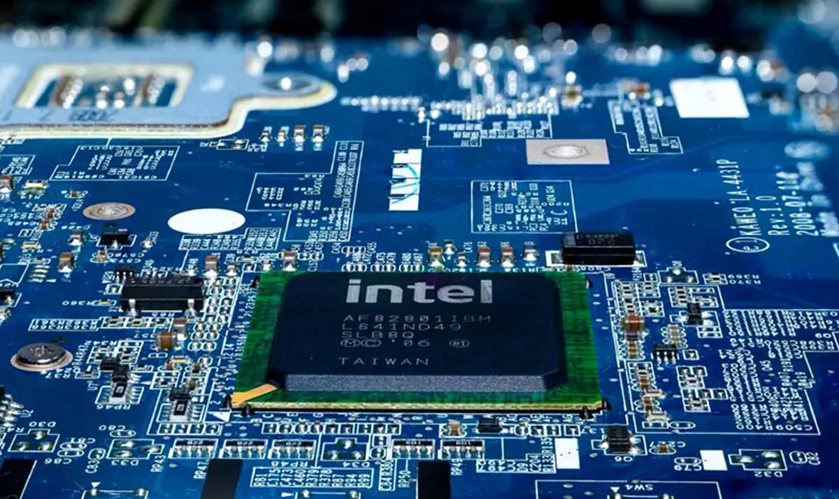 کاهش 11 درصدی درآمد بازار نیمه‌رساناها در سال 2023؛ اینتل دوباره اول شد