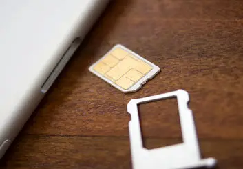 سیم‌کارت‌های آمریکایی در ایران کار می‌کنند