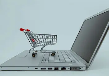 فروشگاه‌های مجازی باید نماد اعتماد بگیرند
