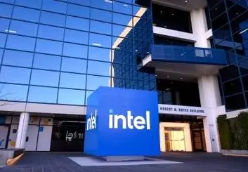 اینتل خودروها را به کنسول بازی تبدیل می‌‌کند!