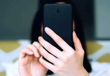 لایحه ارتقای امنیت بانوان در دستور کار مجلس قرار گرفت: جرم‌انگاری برای ارسال تصاویر مستهجن به زنان