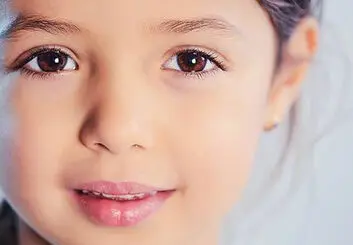 تشخیص اوتیسم از شبکیه چشم کودکان با دقت 100 درصدی توسط هوش مصنوعی 