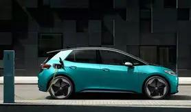  راهکار دولت فرانسه برای گسترش خودروهای برقی در این کشور