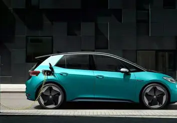  راهکار دولت فرانسه برای گسترش خودروهای برقی در این کشور