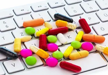 هشدار وزارت ارتباطات به سازمان غذا و دارو: بدون مجوز ما سامانه نسازید