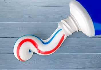 اختراع خمیردندانی برای درمان آلرژی به بادام زمینی
