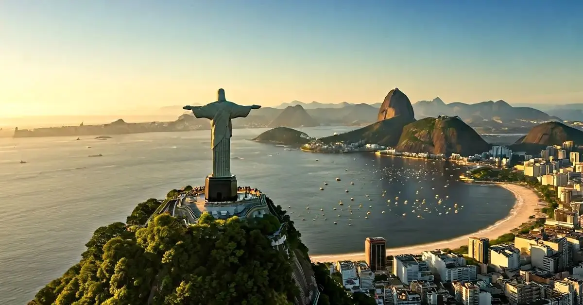 بهترین مقصد سفر برای عاشقان فوتبال، قهوه و جشن های رنگارنگ