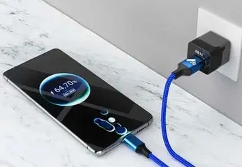 راهنمای خرید بهترین کابل شارژ آداپتور گوشی (مشخصات کابل شارژ خوب)