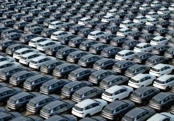 30 هزار خودروی وارداتی در گمرکات کشور ترخیص شد