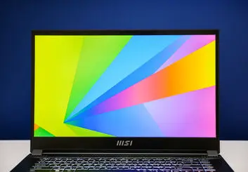 بررسی لپ تاپ MSI Stealth 15؛ هم برای بیزینس، هم برای گیم!
