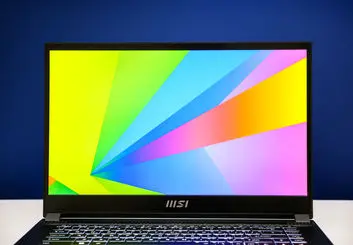 بررسی لپ تاپ MSI Stealth 15؛ هم برای بیزینس، هم برای گیم!