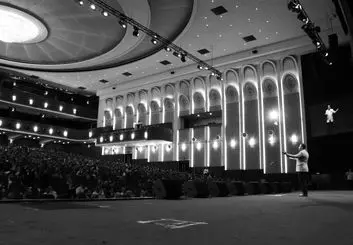 بزرگان کسب و کار فناوری در بیزینس سامیت ۲۰۲۵ گرد هم آمدند