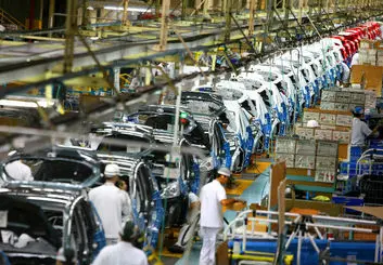 زیست‌بوم معیوب صنعت خودرو پذیرای فناوری‌های روز دنیا نیست