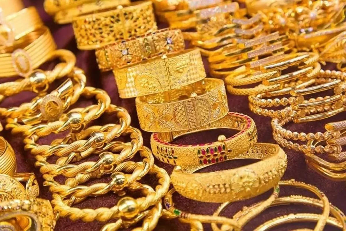 طلا، رمزارز یا بورس؟ کجا سرمایه‌گذاری کنیم تا کمتر ضرر کنیم و بیشتر سود ببریم؟