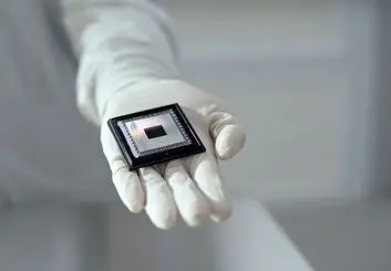 سقوط سهام انویدیا و ای ام دی پس از محدودیت صادرات تراشه‌ها
