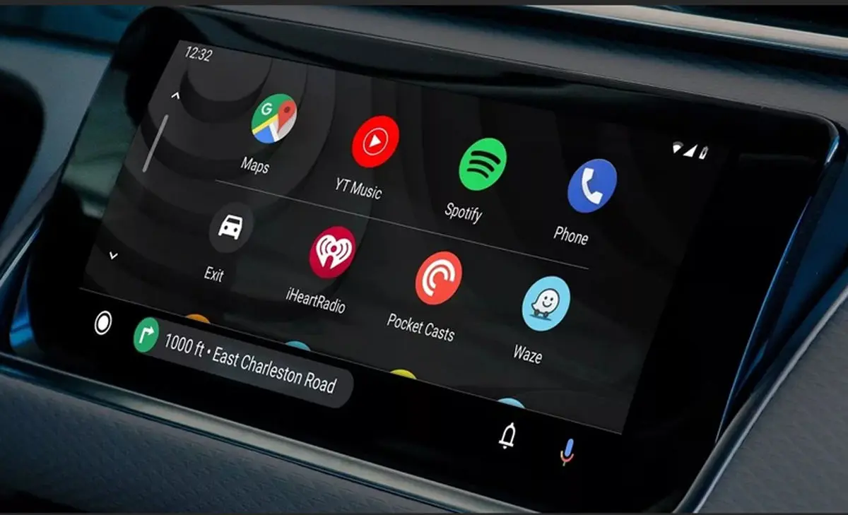 گوگل احتمالاً با آوردن هوش مصنوعی به اندروید Auto رانندگی را ایمن‌تر می‌کند