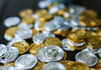 بیت کوین قله ۷۲ هزار دلاری را هم فتح کرد

